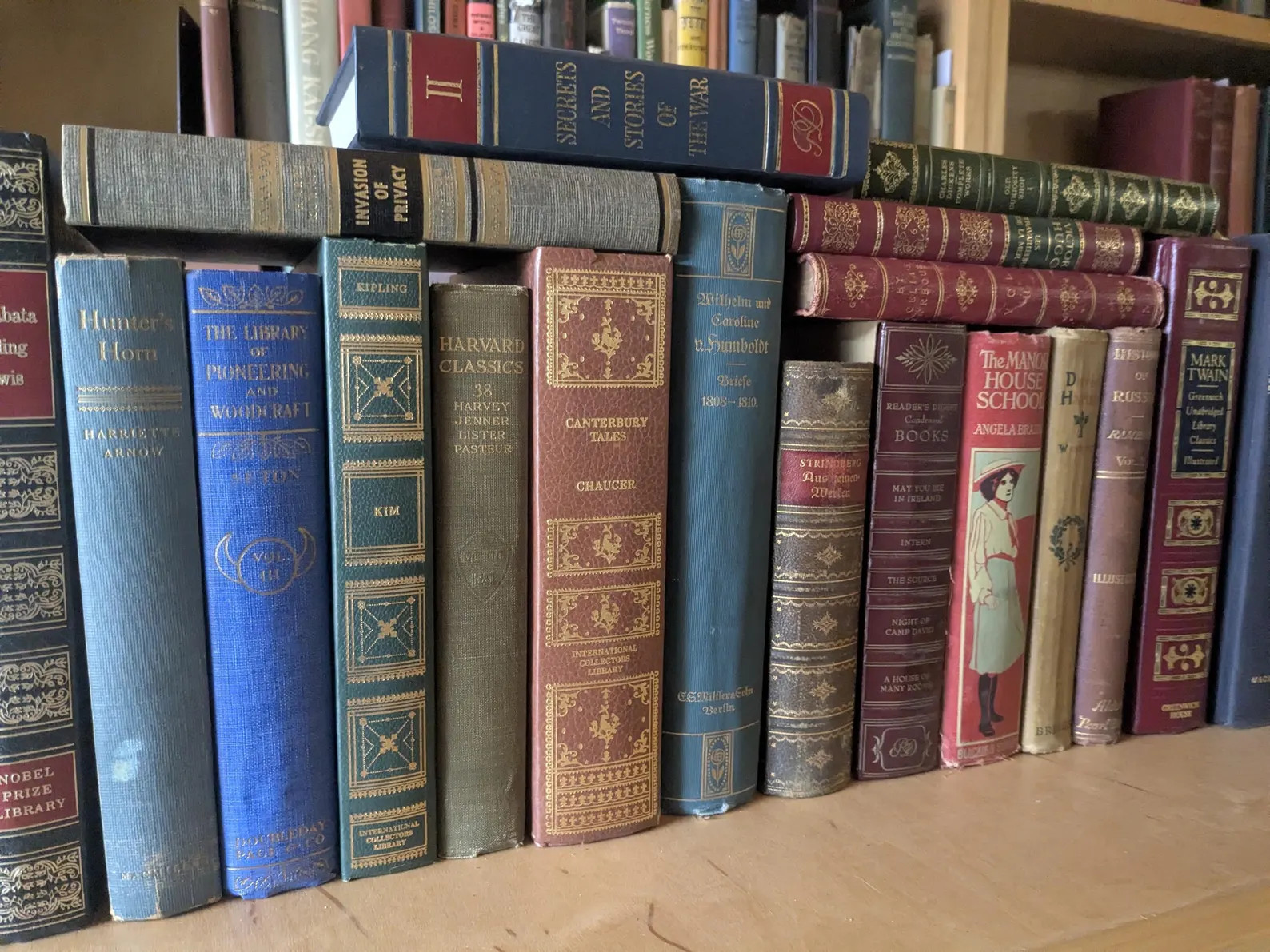 Decorative Vintage Books Set of 15- Curated Vintage Book Decor - Bookshelf Styling - Home Decor | Etsy (Global)