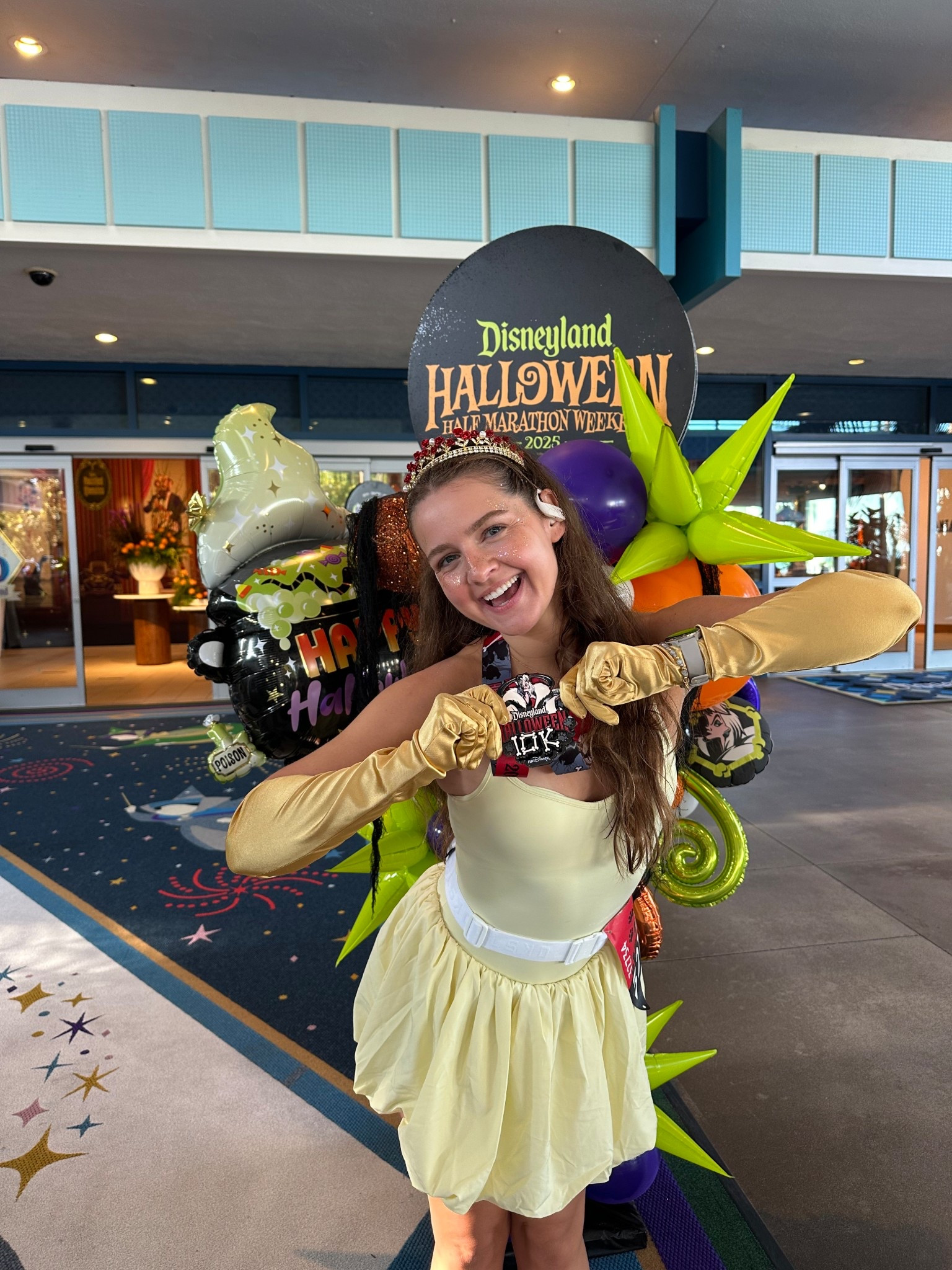 Disneyland Halloween 10k🎉

#LTKActive #LTKSeasonal