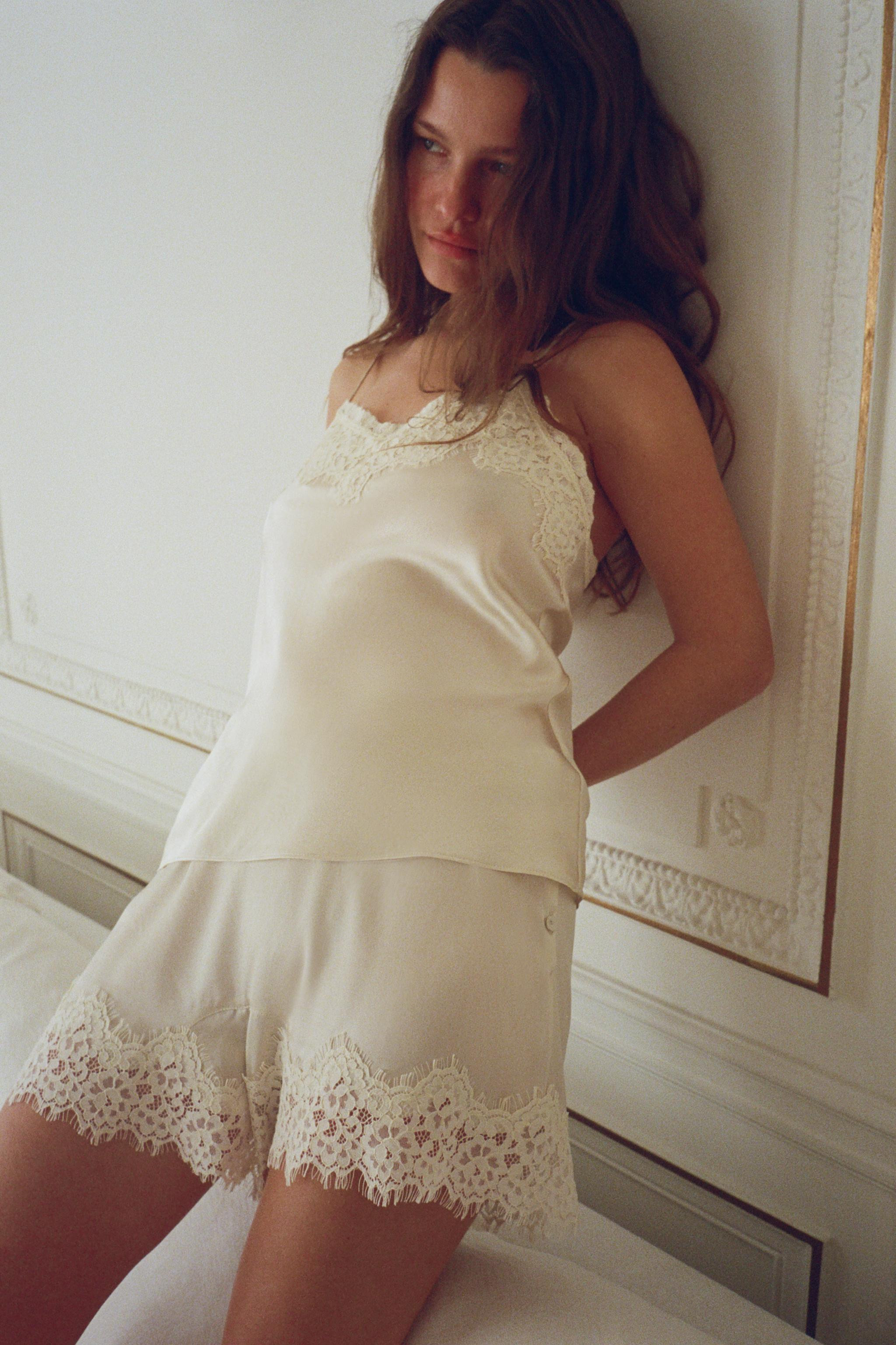 SILK BLEND LACE SHORTS | Zara US