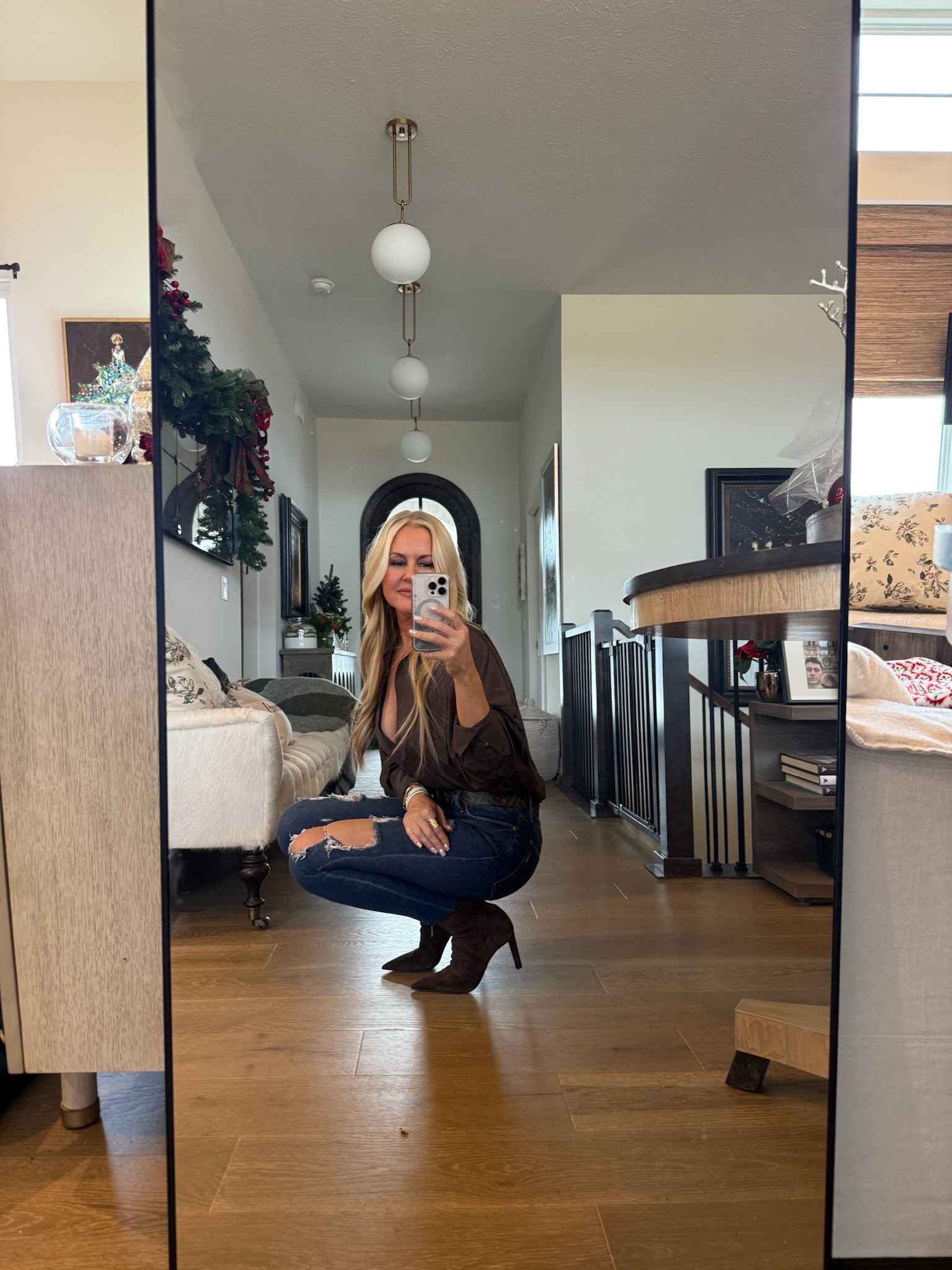 Good morning!! OOTD Fav jeans and a cute top

#LTKmomlife #LTKootd #LTKdayinmylife