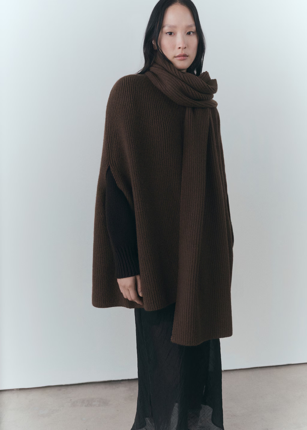 Cape scarf buttons - Women | MANGO USA | Mango (US/MX/AU)