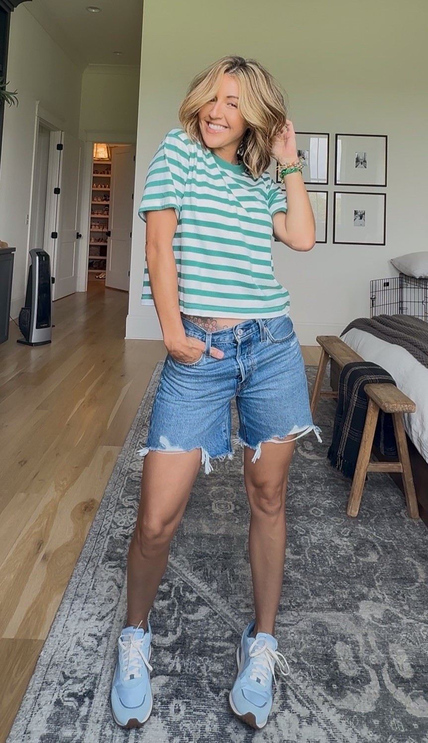 My kids have two birthday parties to go to today, so this is what I’m wearin! Casual & comfy!✌️wearing size small in the T, size 27 in the shorts! @Aerie @Target

#LTKootd #LTKmomlife #LTKOver40