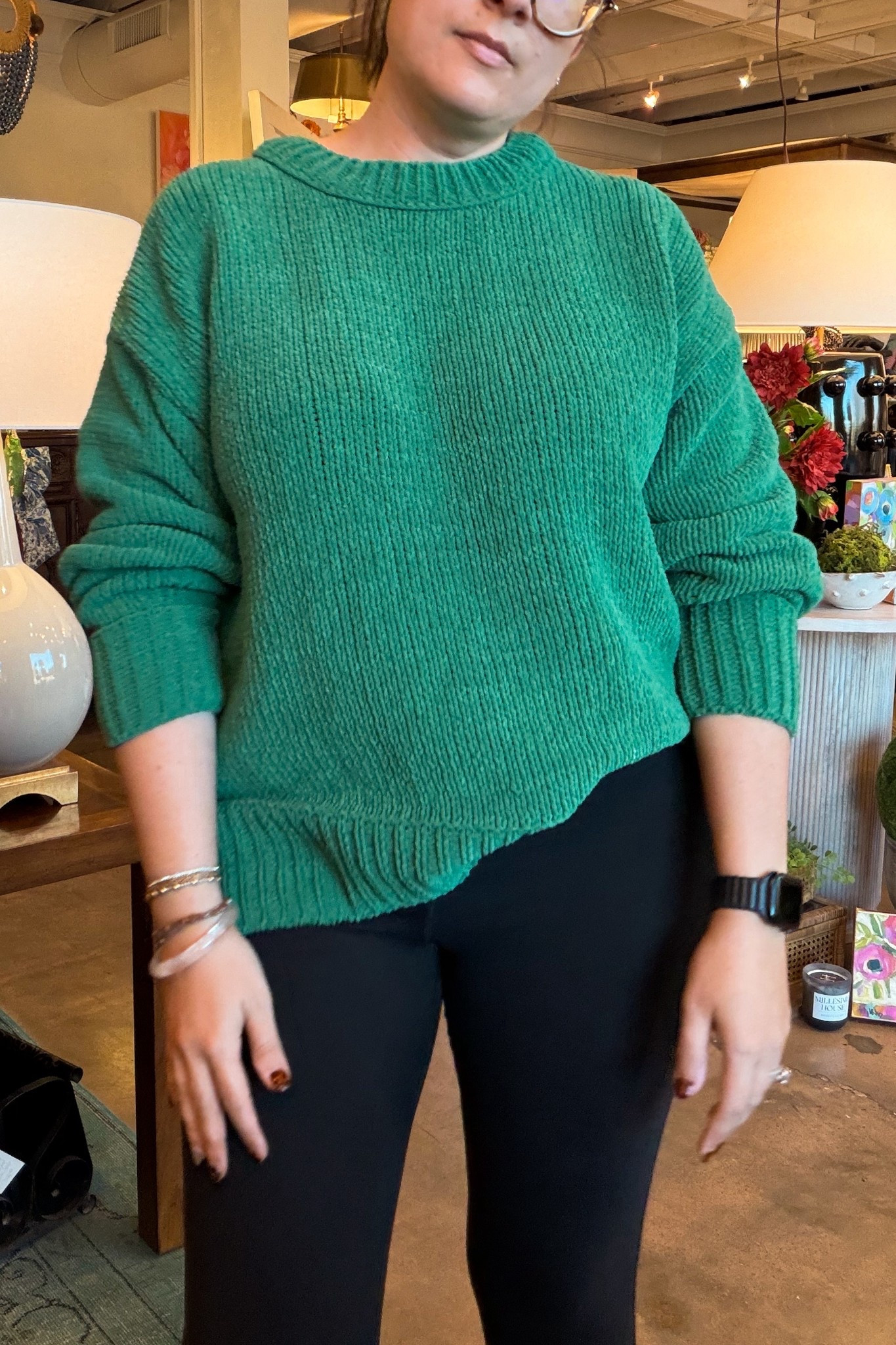 My everyday go-to: Aerie leggings I swear by and the comfiest lightweight sweater that still feels put together ✨ Easy, wearable, and on repeat.

#LTKStyle
#LTKFinds
#EverydayOutfit
#ComfyStyle
#CasualChic

#LTKActive #LTKootd