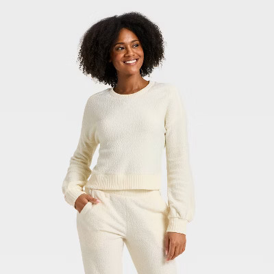 Women's Teddy Pullover Sweatshirt - Auden™ White XS | Target