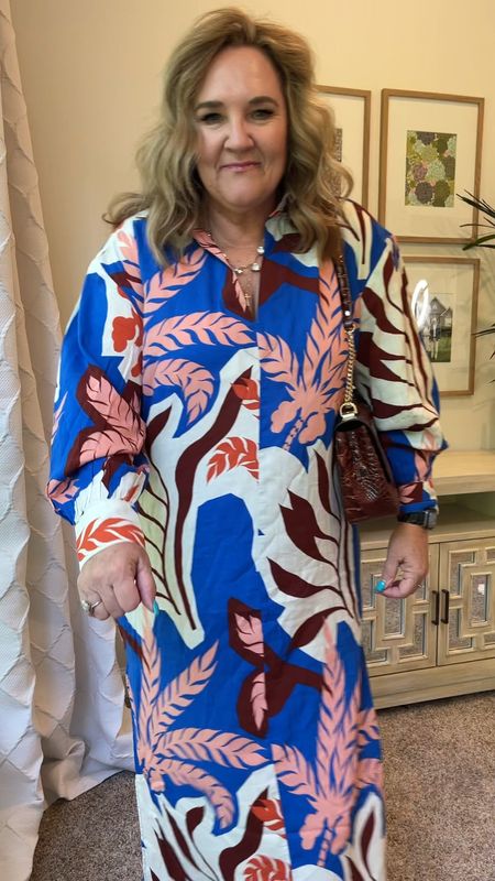 This dress looks so much more expensive. Love the print and the fit!!!! Get your name on the waitlist if your size is gone. Or snag the pants. Im in a large. 



#LTKSeasonal #LTKtravel
