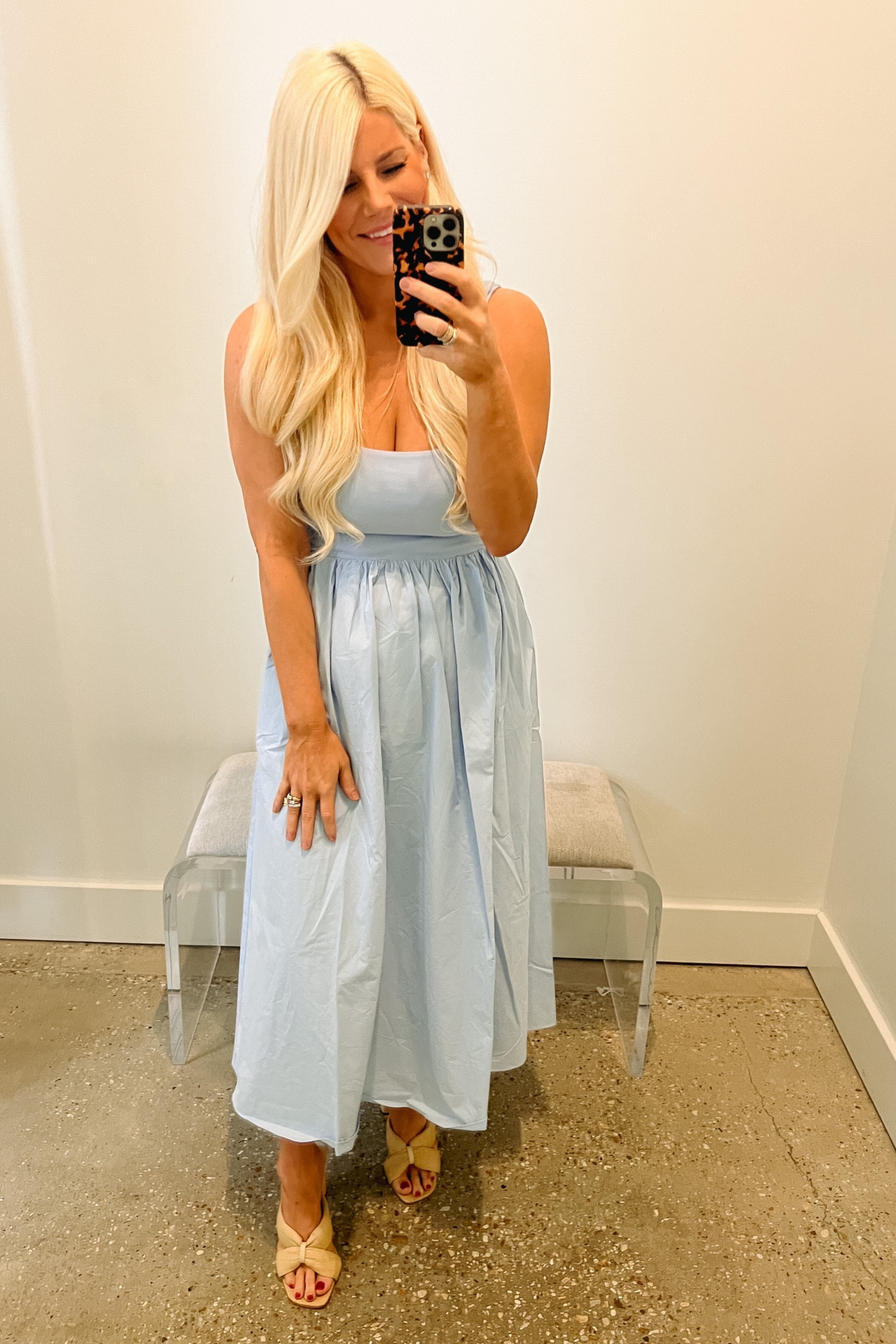 A MOMENT FOR A MIDI HONEY! 

There is something about a midi dress that I truly love. I feel like it such a chic look! Wear a heel or wear a sandal either way love it love it love it. 

I even found some fab ones for under $100! #mididress

#LTKunder100 #LTKstyletip #LTKFind