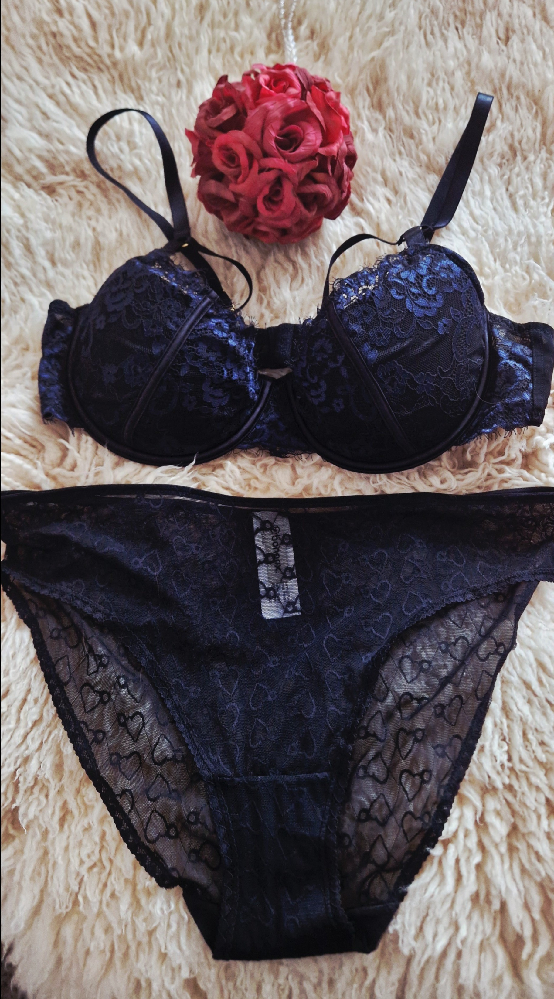 Black is beautiful with this Bra & underwear from @bonprix, now these are on sale.💋🌹🖤

#LTKeurope #LTKgiftguide #LTKdatenight