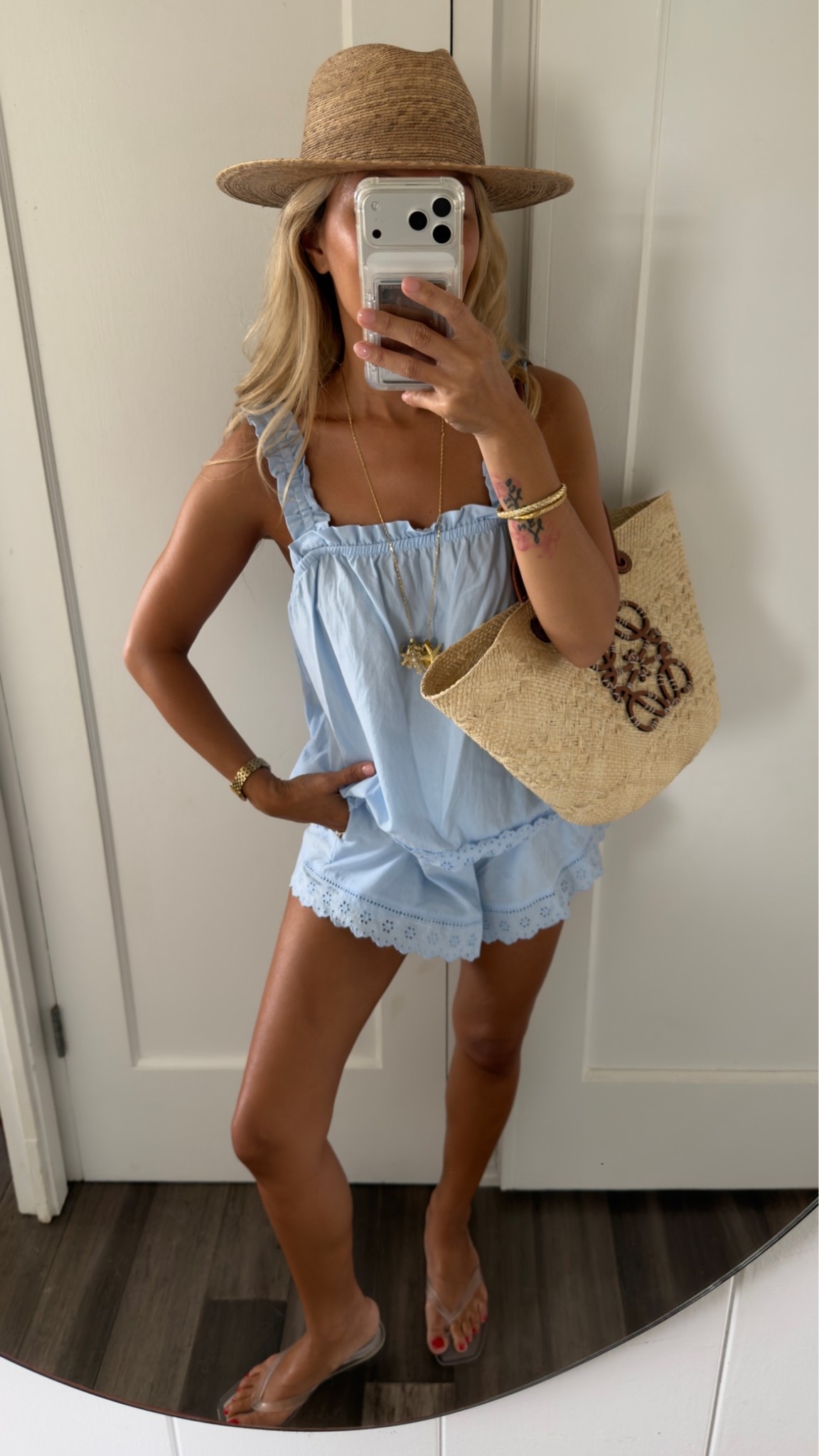 Best $25 you’ll ever spend. I use this set for going out too! Wearing an xs.

#LTKmomlife #LTKootd #LTKPetite