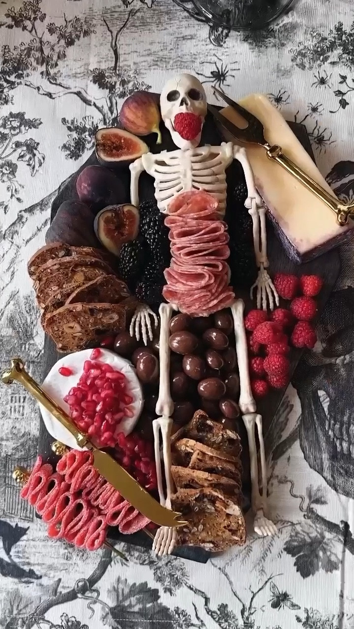 The easiest CharSPOOKerie you’ll make this season and all the accessories are under $20 and linked here

#LTKparties #LTKfindsunder50 #LTKHalloween