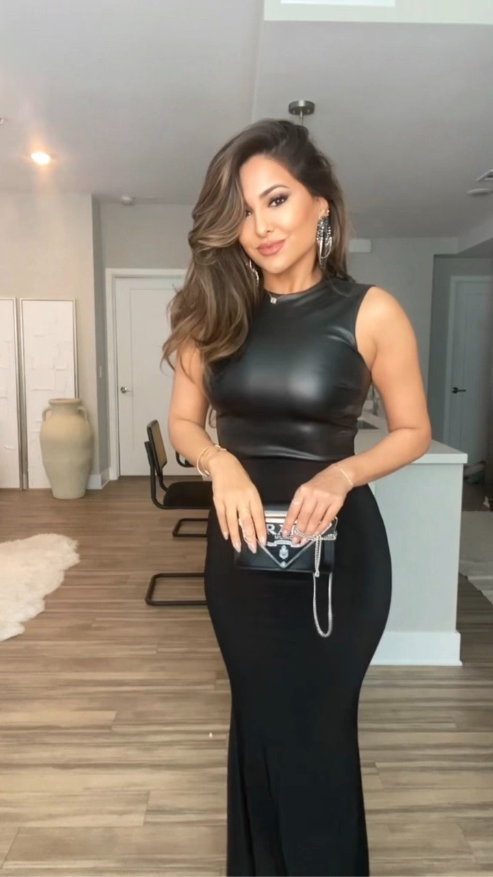 All black look🖤

#LTKootd #LTKSeasonal #LTKgrwm