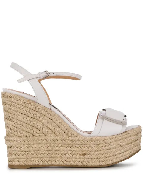 Sergio Rossi Raffia Wedge Sandals - Farfetch | Farfetch Global