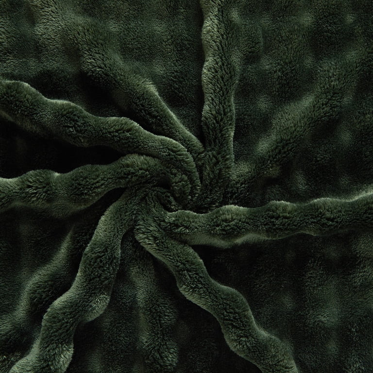 Cozy Haven Luxury Bubble Plush Oversized Couch Throw Blanket, Green, 50 x 72 in | Walmart (US)