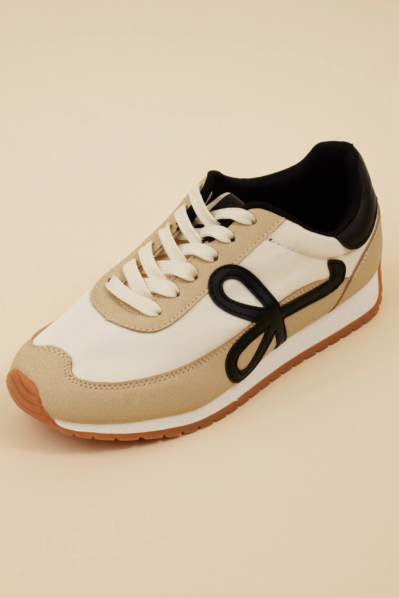 Frances Sneakers | Avara