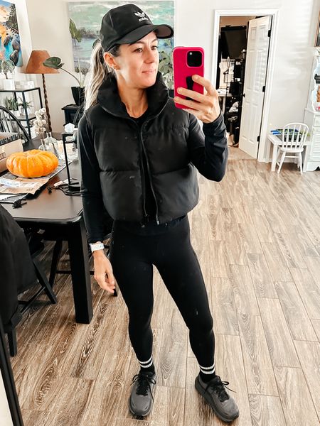 Small long sleeve tts

Medium vest (I went up a size, small would be fine too though) 

Xs leggings 

Hoka running shoes tts

#LTKfit #LTKunder50 #LTKunder100