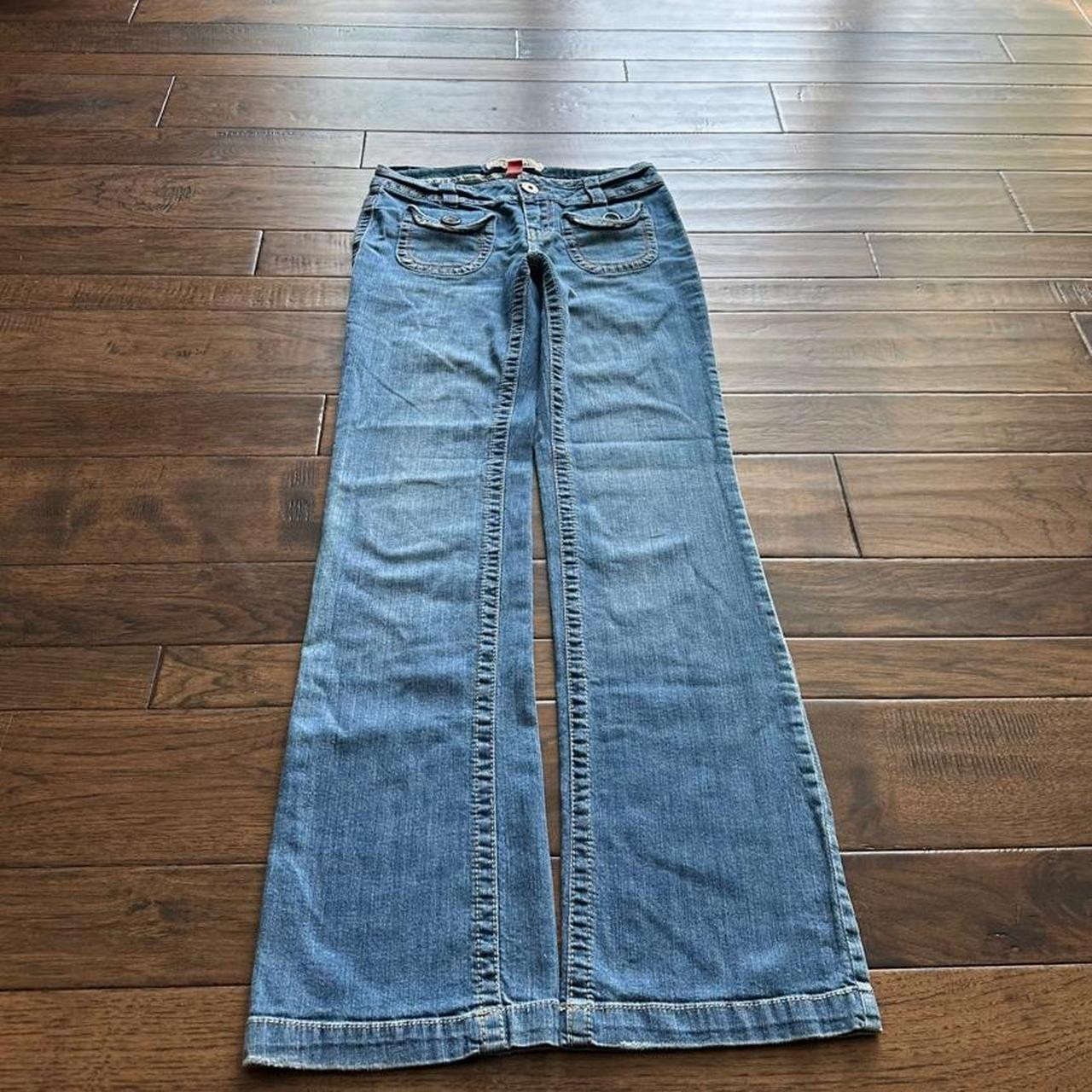 Y2K Freestyle Low Rise Flare Jeans

Size 5 in good... | Depop US