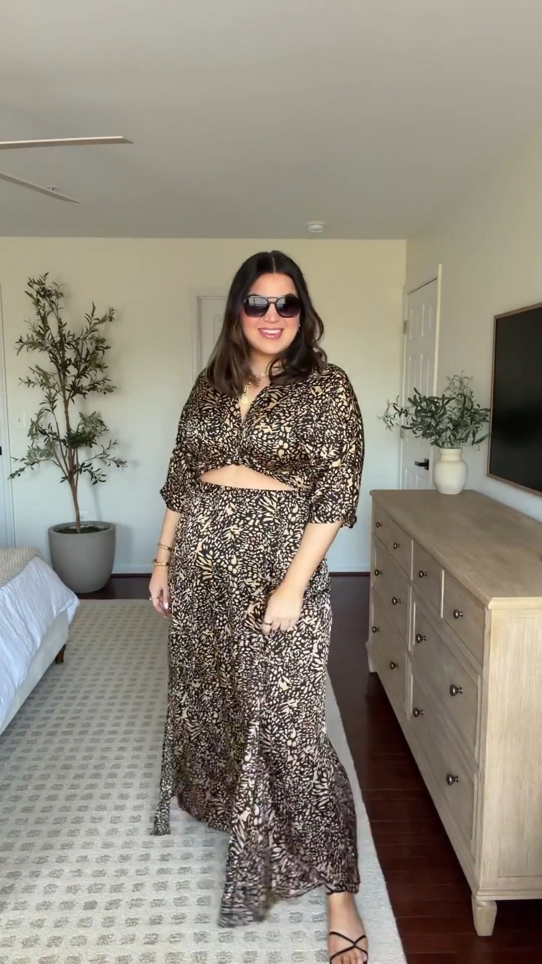 Midsize spring outfit idea!

Dress - size xl *use code KELLY15 to save 
Sandals - 9 
Perfume @Elizabeth Arden at @Macys  


#LTKSeasonal #LTKootd #LTKMidsize