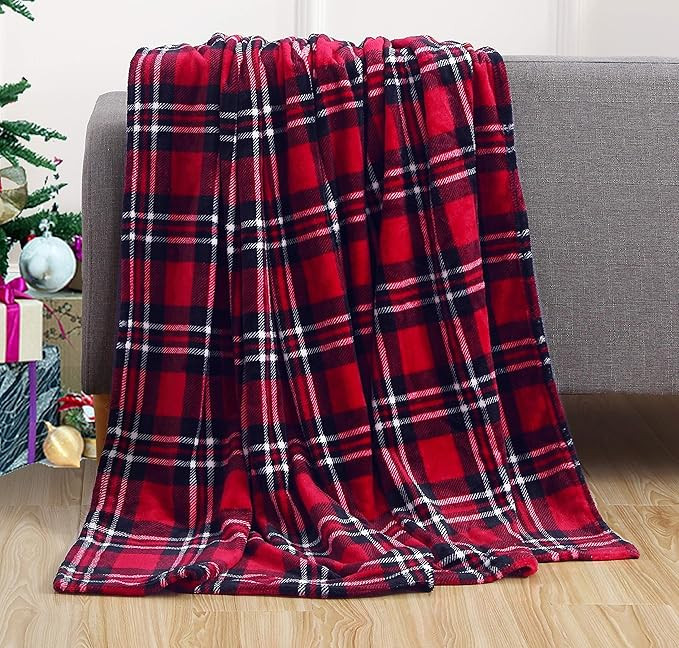 Elegant Comfort Velvet Touch Ultra Plush Christmas Holiday Printed Fleece Throw/Blanket-50 x 60in... | Amazon (US)