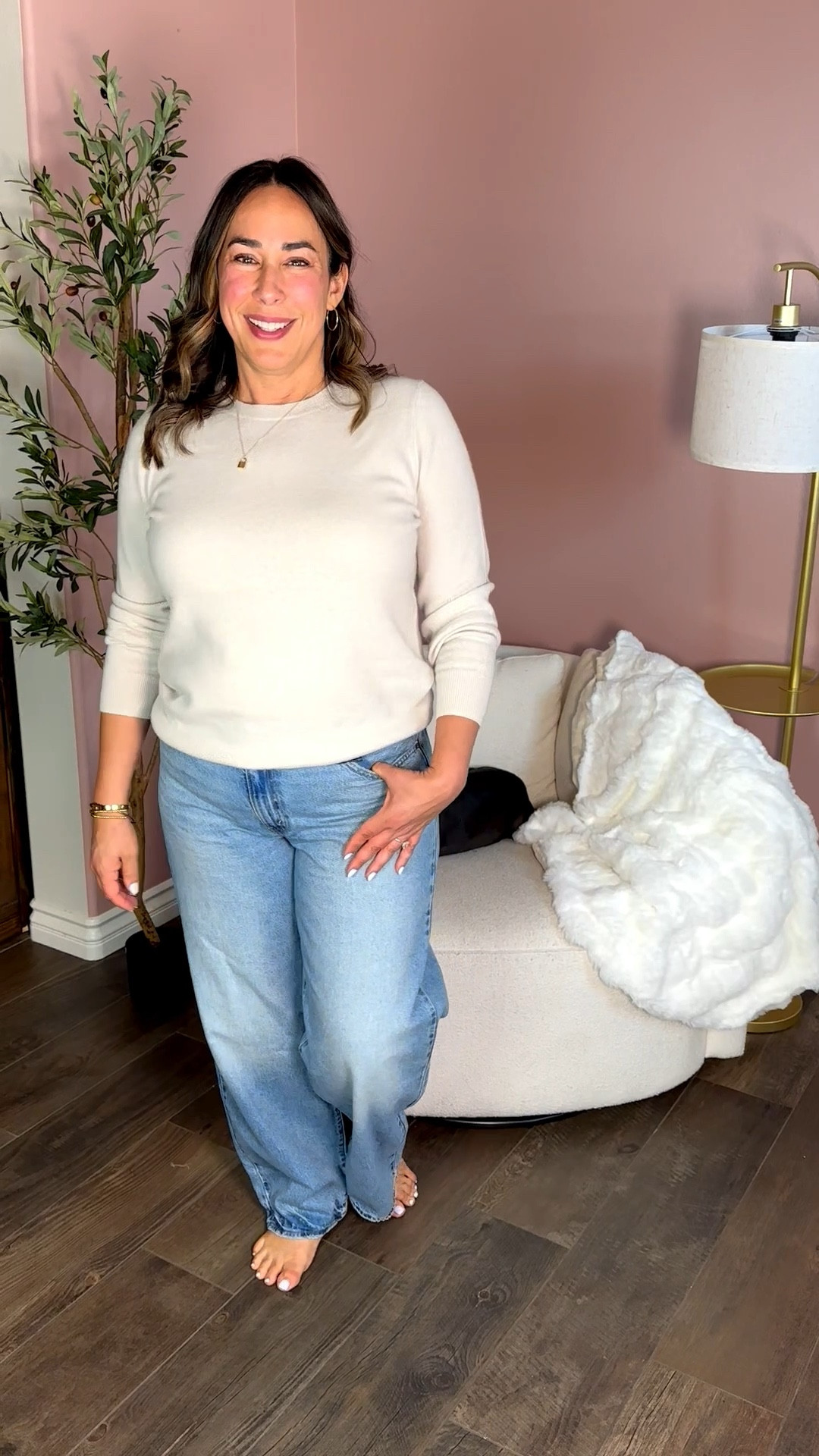 These are levi's. They've got a baggy leg but they're still nice and thick on the butt. These would be great with some flat sneakers or even some heels because they are a little bit longer.

#LTKU #LTKSeasonal #LTKStyleTip