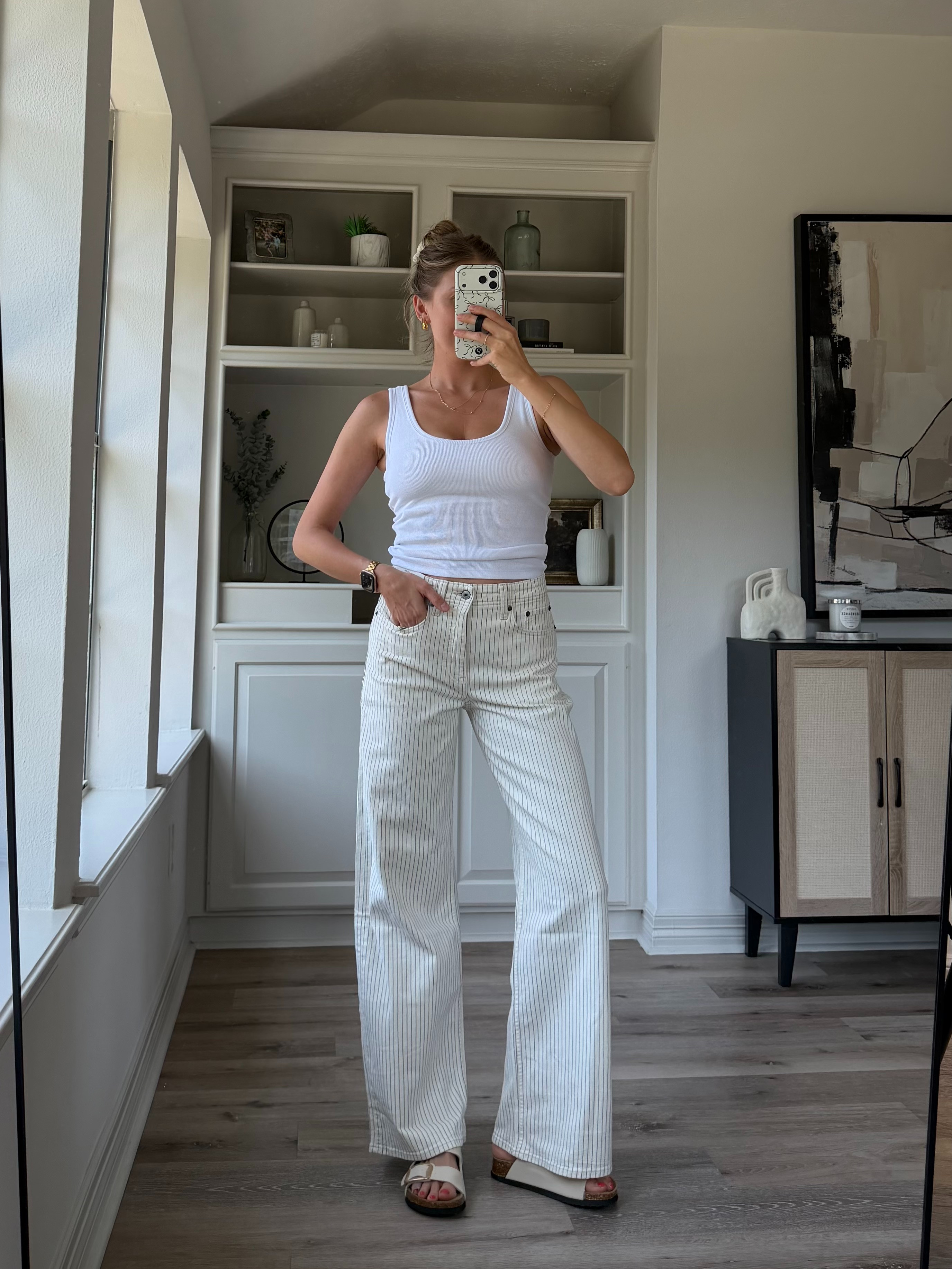 Casual, chic summer mom outfit! S in padded tank + 26 long in pants 

 