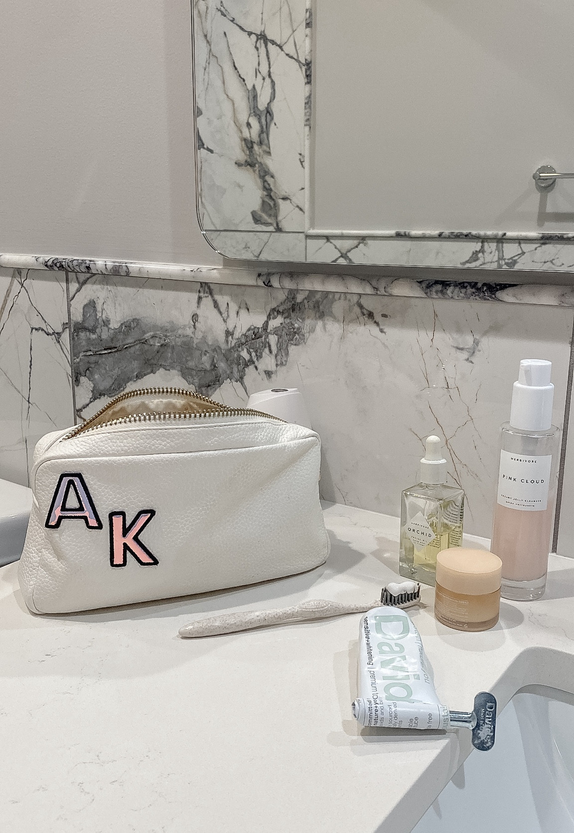 Being a mom to an infant that is on the go I have little to no time for self care. I love these products because they have been keeping my skin glowing while my skincare routine minimal 🎀 all of these items are safe for breastfeeding mamas 🤍 

#LTKbeauty #LTKfindsunder50 #LTKstyletip