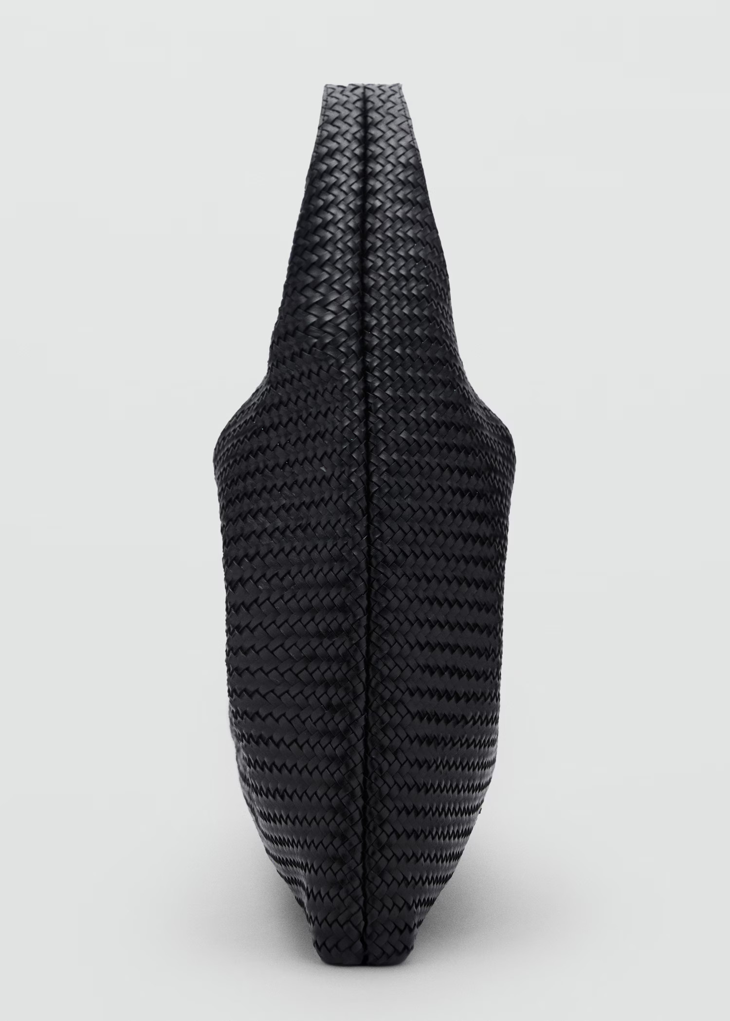 Large braided leather shoulder bag - Women | MANGO USA | Mango (US/MX/AU)