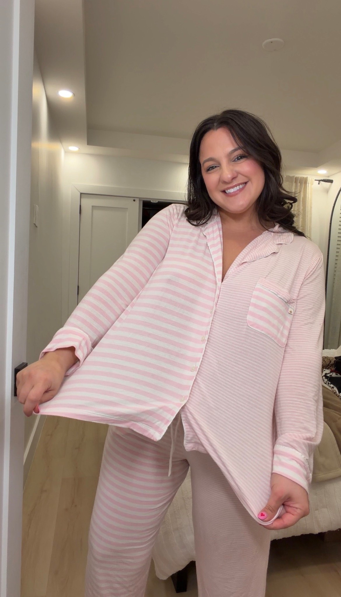My all time favorite pajamas - I have it in every color. Size Large! 
