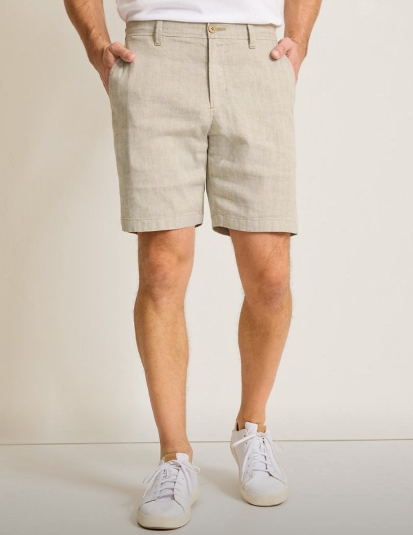Linen shorts for your winter getaway - perfect gift for any guy! 

#LTKCyberWeek #LTKGiftGuide #LTKHoliday