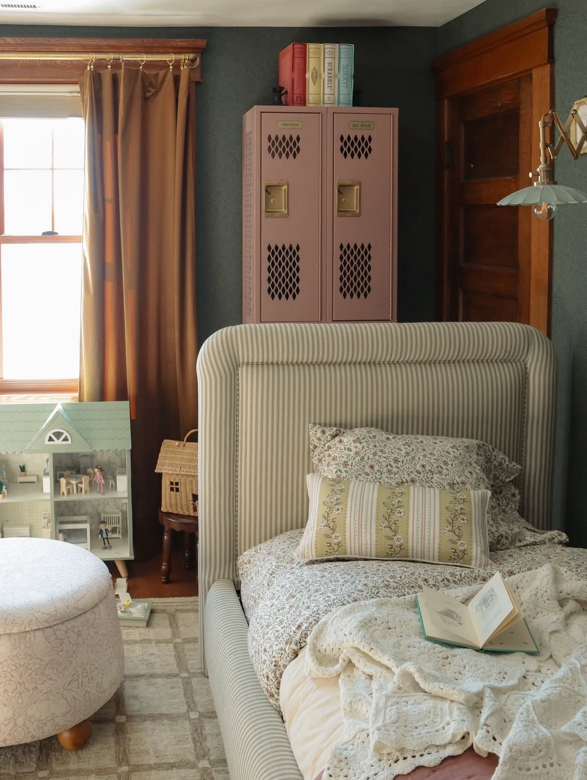 Namesake x Morris & Co’s iconic, hand printed fabric 🥹 The ultimate combo for any space