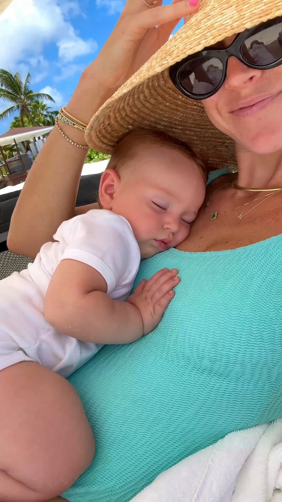 Favorite mom one piece 🩵 sooo comfy and high quality! 