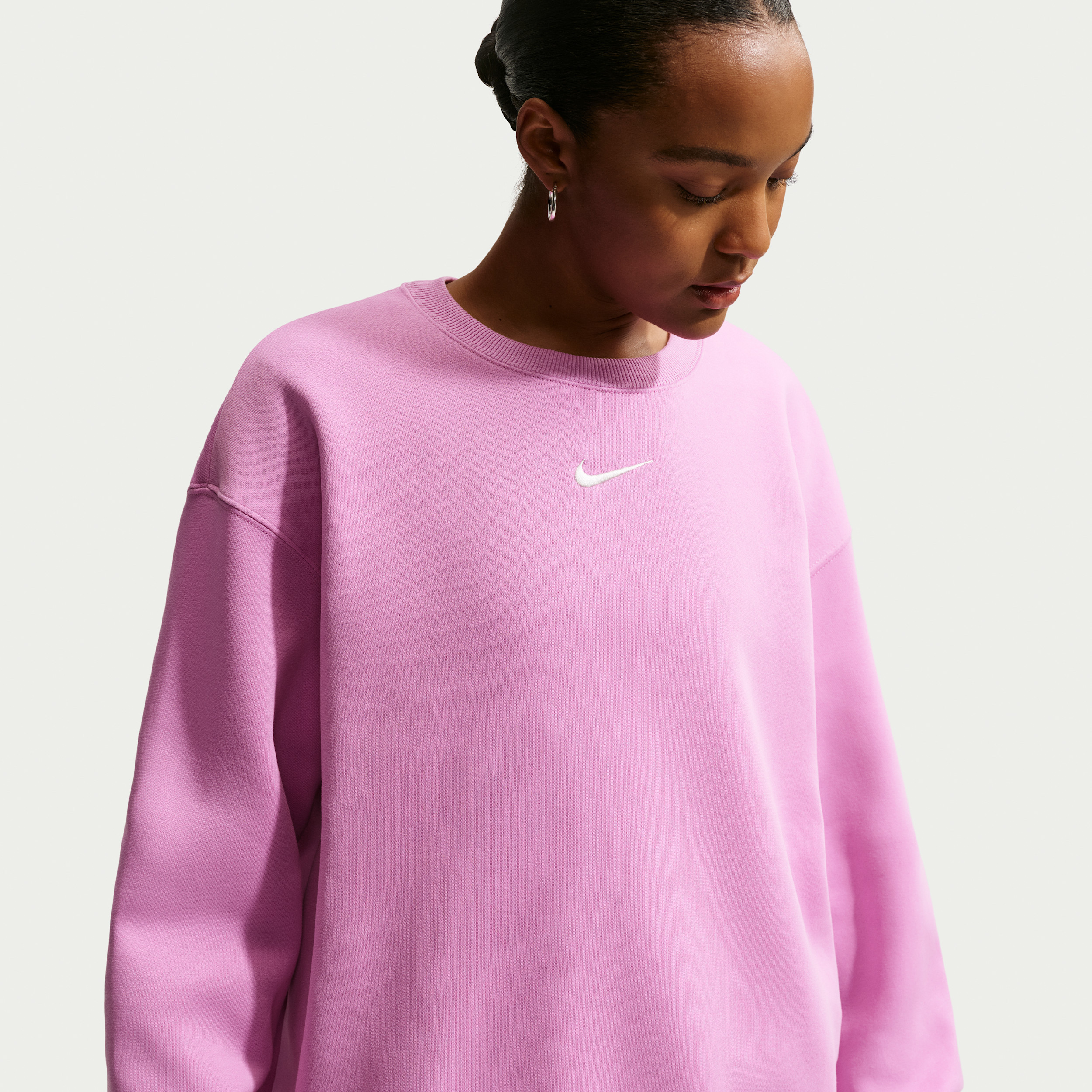 Women's Nike Sportswear Phoenix Fleece Oversized Crew-Neck Sweatshirt in Purple | FZ4270-503 | Nike (US)