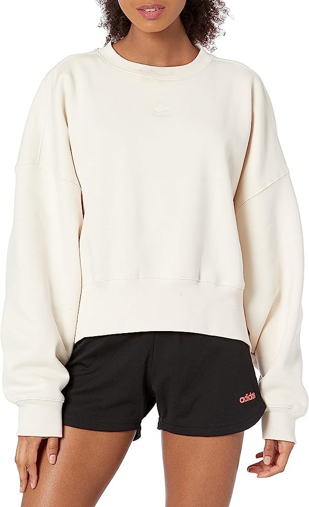 adidas Originals Women's Adicolor Essentials Fleece Sweatshirt, Wonder White, 4X at Amazon Women... | Amazon (US)