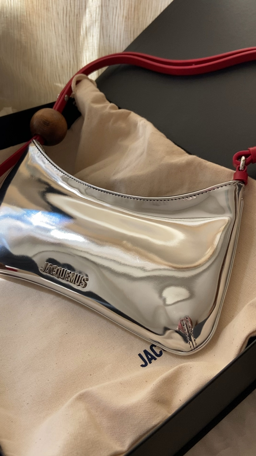 This contemporary silver clutch is an iconic accessory for the ages with spacious interiors and a timeless design. Make this elegant statement piece a part of your festive style today! #silverclutch #clutch #silverpurse #shouldbag #silverhandbag #purse #handbag
#accessories #925silver

#LTKstyletip #LTKover40 #LTKSeasonal