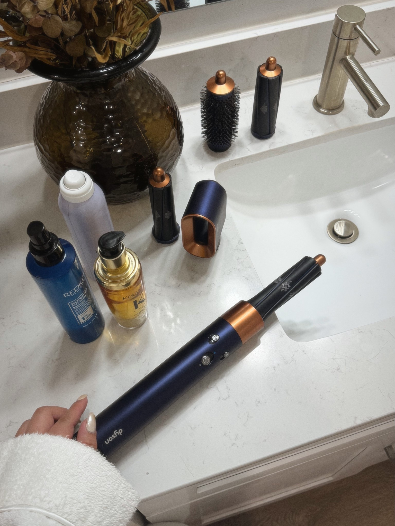 hair care 🫧✨

#LTKBeauty #LTKmorningroutine #LTKdayinmylife