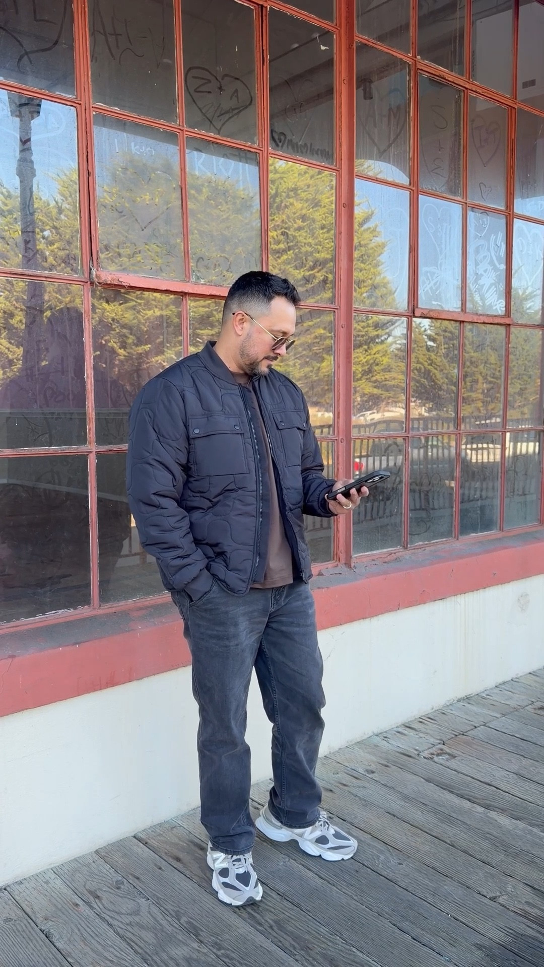 Anthony’s ootd from the other day! His favorite black jeans at the moment are from Amazon and under $25!

#LTKFindsUnder50 #LTKMens #LTKFindsUnder100