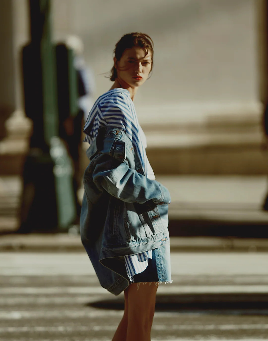 The Plus Oversized Trucker Jean Jacket in Kelson Wash | Madewell