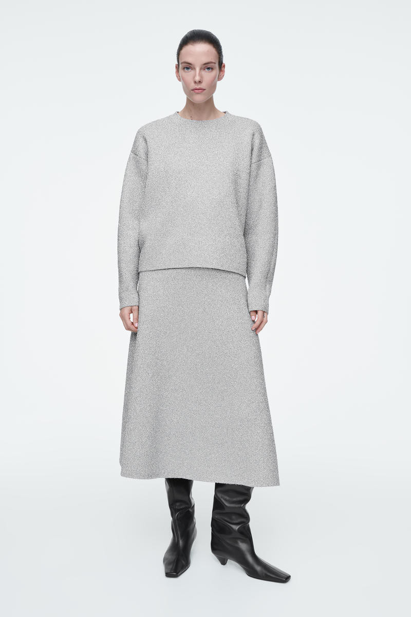 COS | COS (EU)