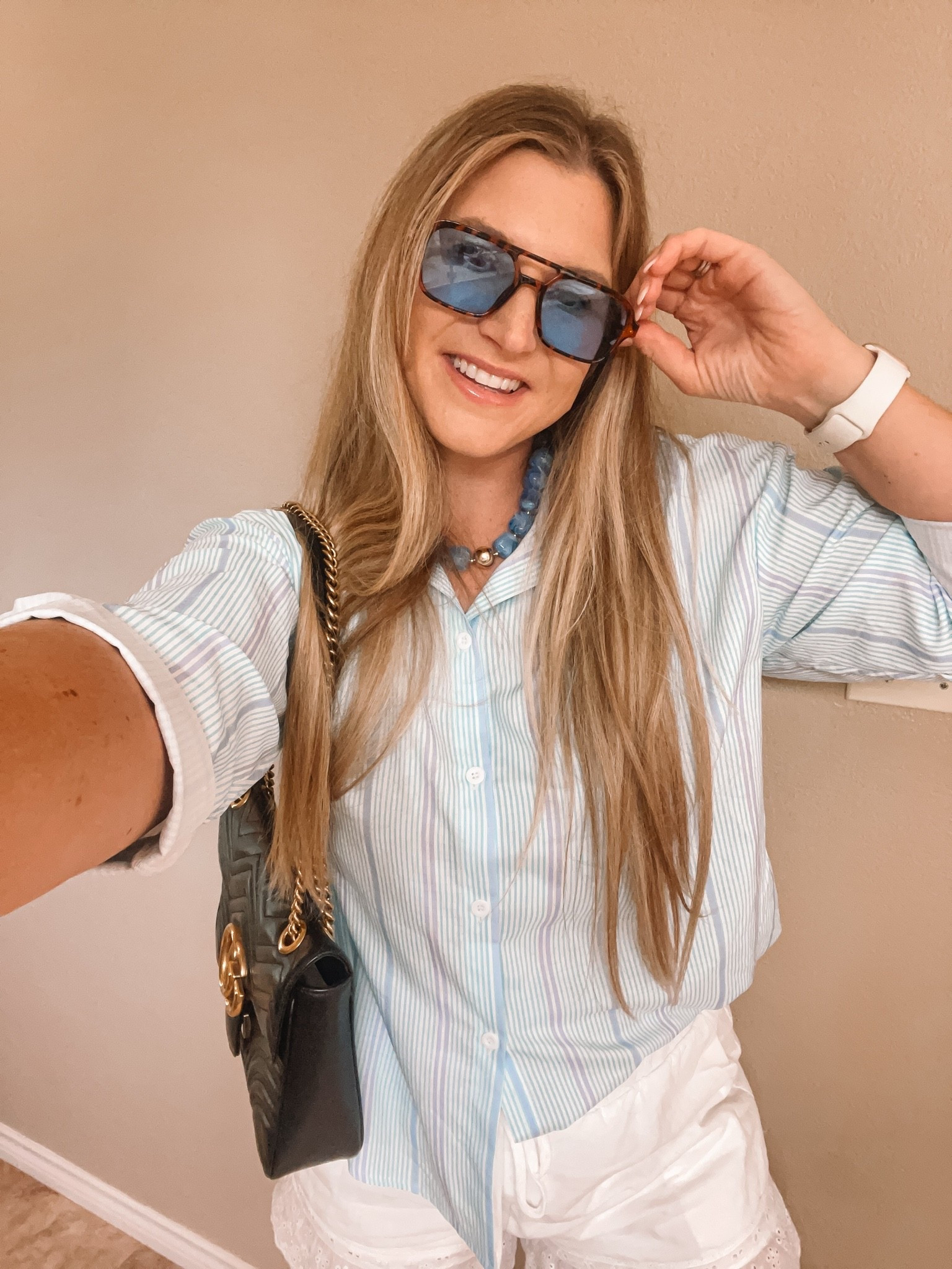 mom ootd • button up • comfy style • casual style • mom style • sahm style • sahm outfits

#LTKootd #LTKmomlife #LTKdayinmylife