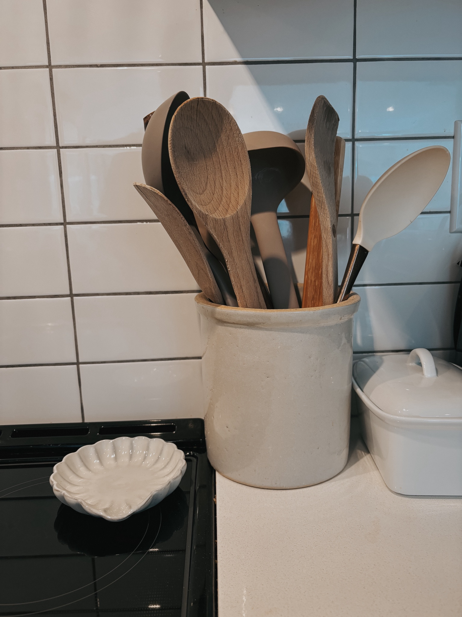 I’ve get a new Target home find for you: the cutest little modern organic stoneware spoon rest! 🎯 It goes perfectly in our transitional kitchen and is $5.  Yes, $5! Absolutely worth the money and 10/10 for the price and style. It’s Hearth and Hand with Magnolia, and it’s giving modern farmhouse vibes. #targethome #targetfinds


#LTKHome #LTKSaleAlert #LTKFindsUnder50