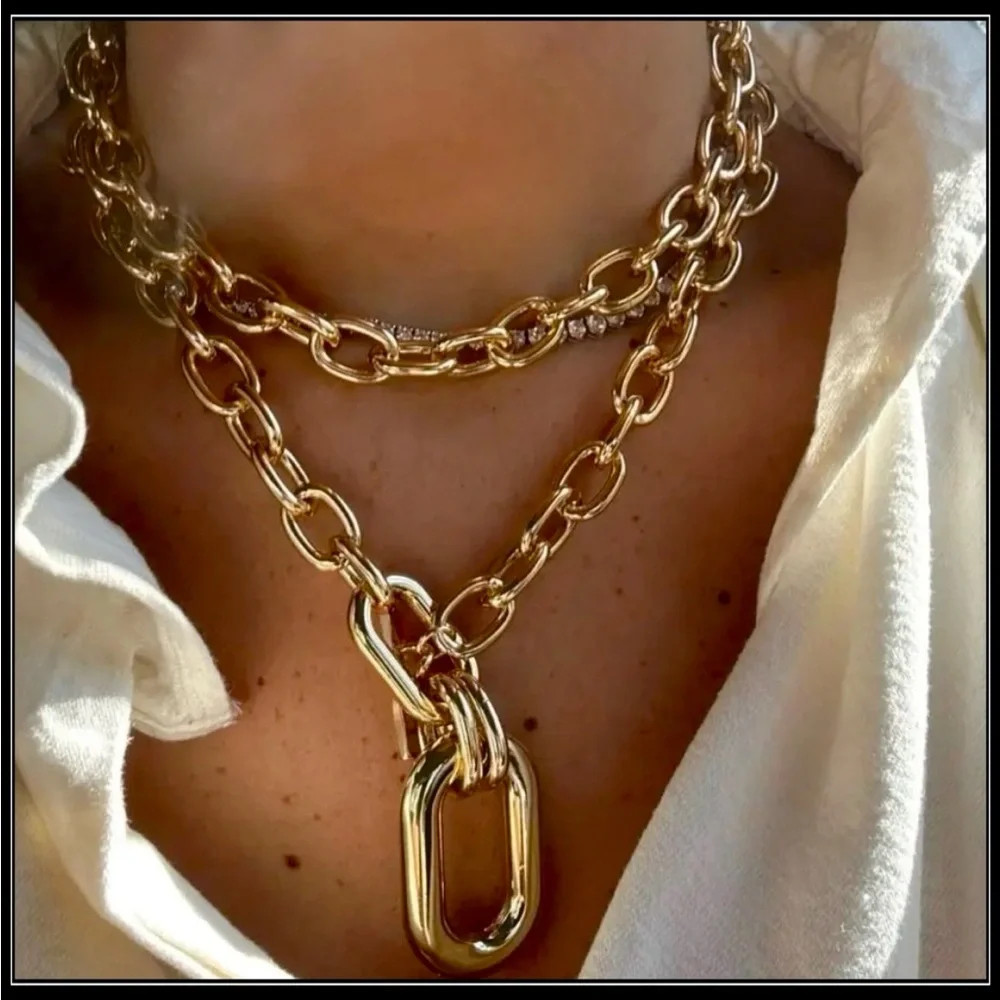NEW CHUNKY GOLD INTERLOCK CHAIN LINK OVAL TOGGLE NECKLACE | Poshmark