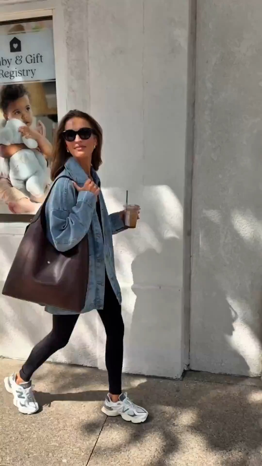 easy but chic outfit for everyday mom life 🤍

#LTKmomlife #LTKootd