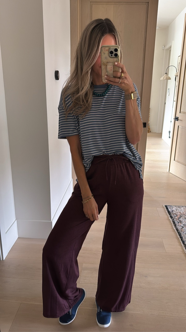 This is the perfect fall top to wear with leggings or anything that you want to have a long top to cover your butt and hips in.

In the $17 scuba material pants are insanely comfortable! ￼