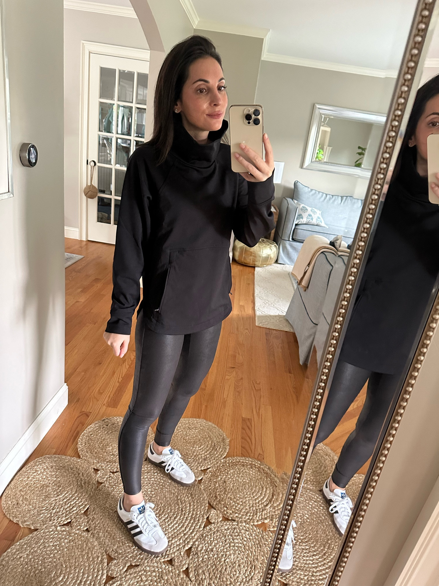 Xxs in pullover 
Small in leggings 
Sneaks- size down half a size 


#LTKstyletip #LTKsalealert #LTKfindsunder100