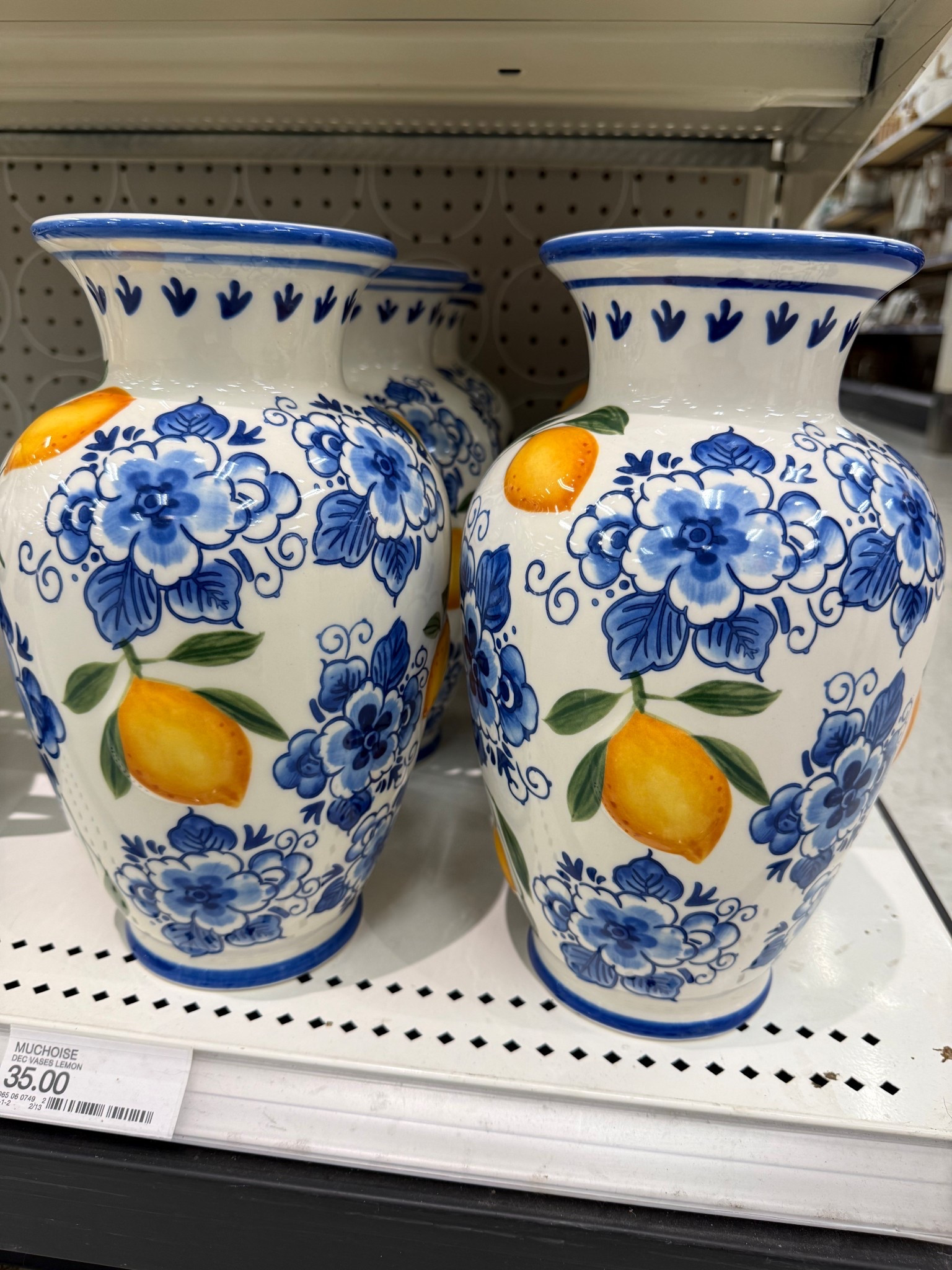 This new collection is giving summer in Italy vibes 🍋🍋 only at target 

Target, Target find, summer, vase, home, home decor 

#LTKHome #LTKSeasonal