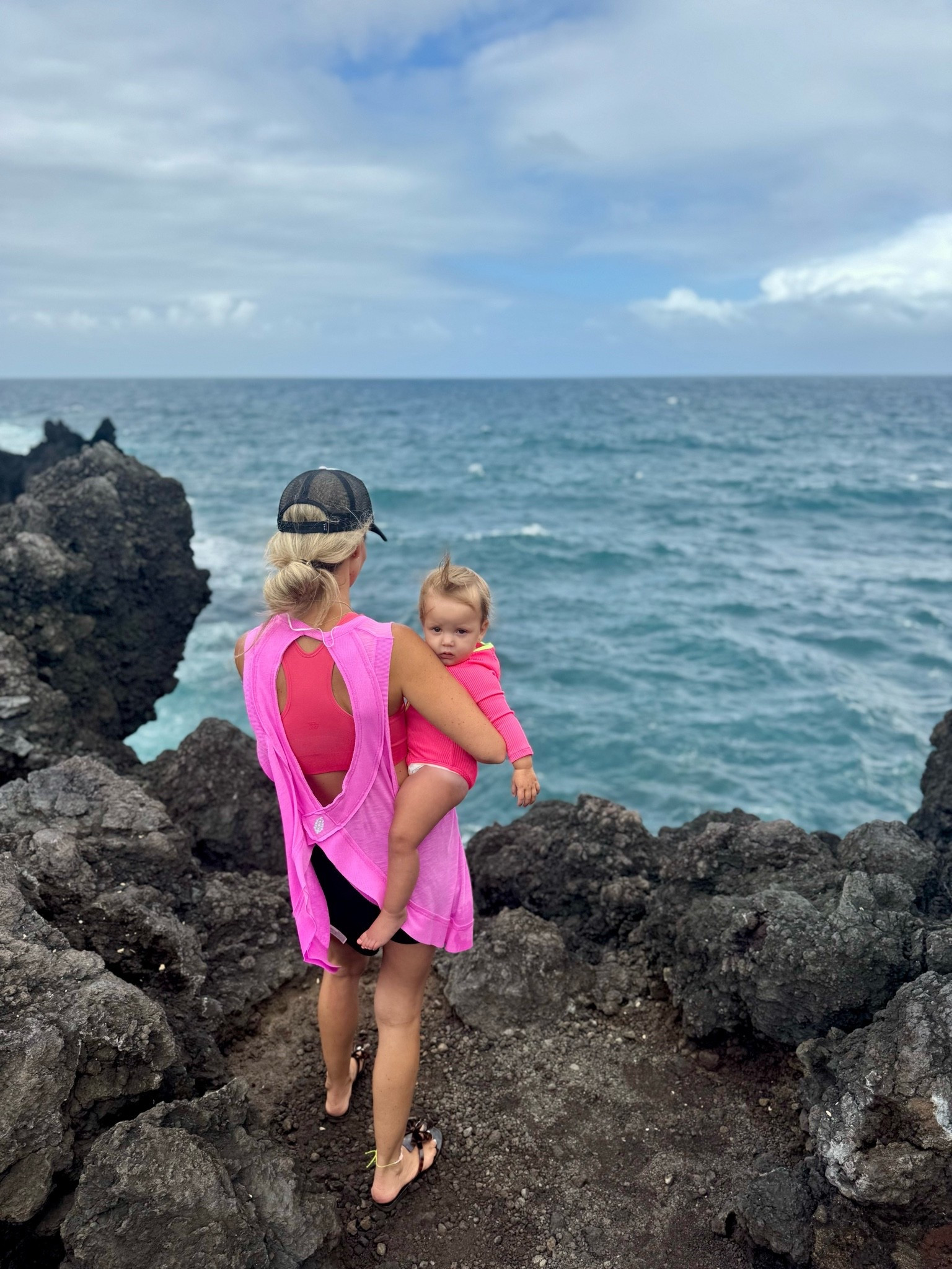 Wearing small in this top

#LTKTravel #LTKActive #LTKootd