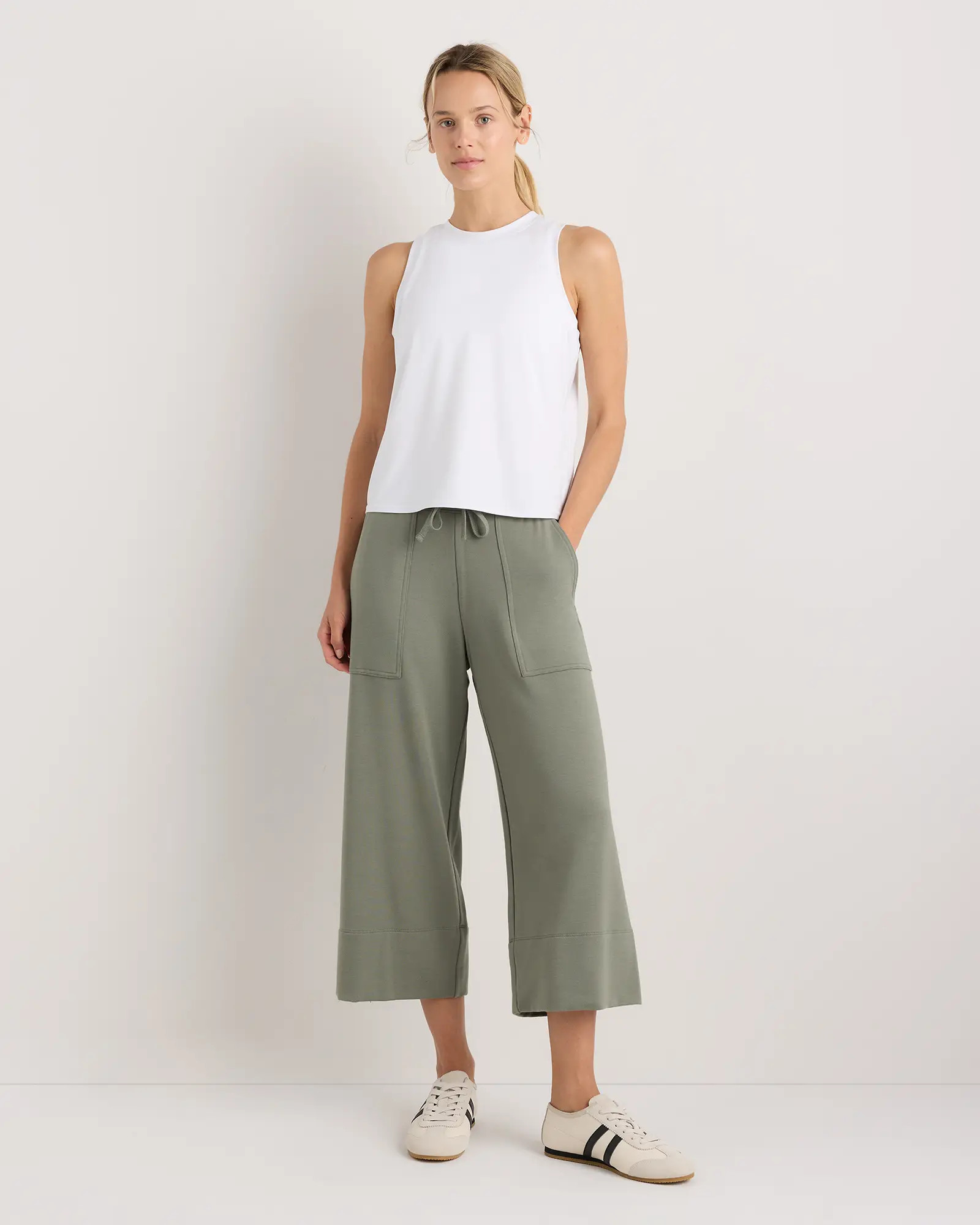 SuperSoft Fleece Cropped Wide Leg Pants | Quince