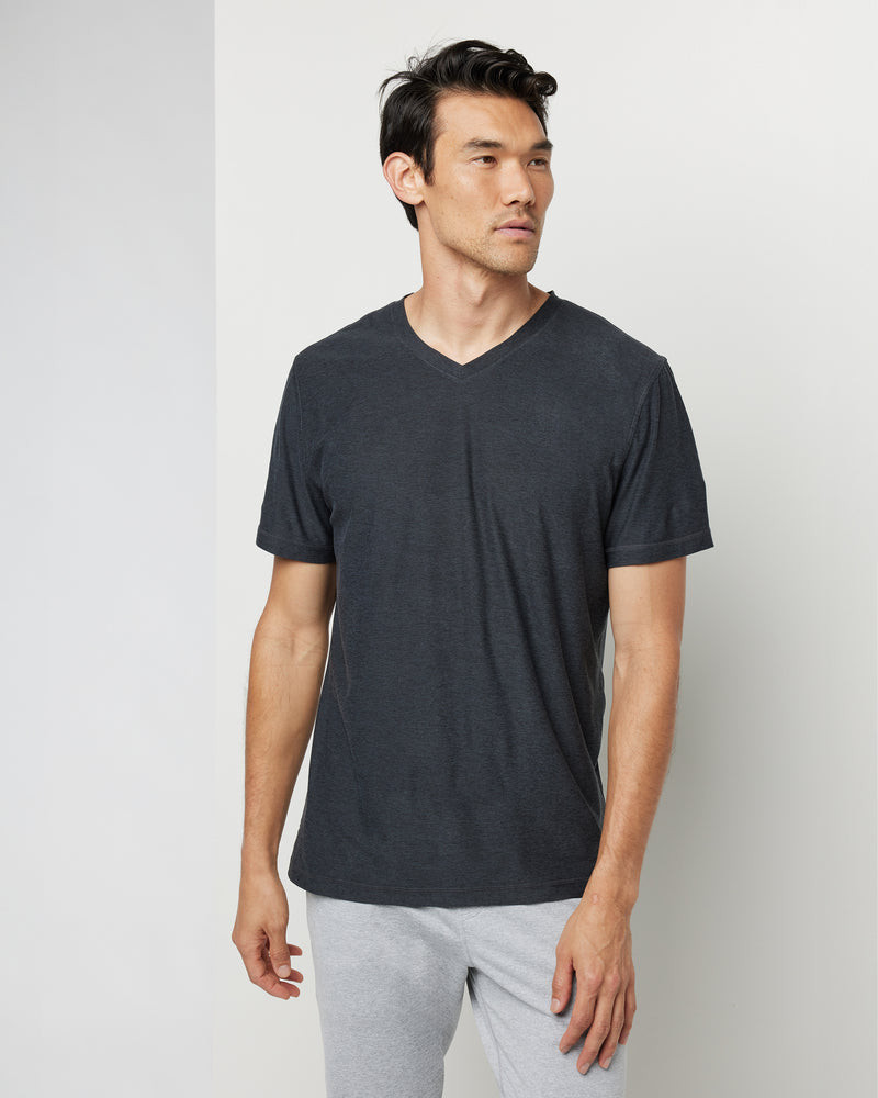 Strato Tech V-Neck | Vuori Clothing (US & Canada)