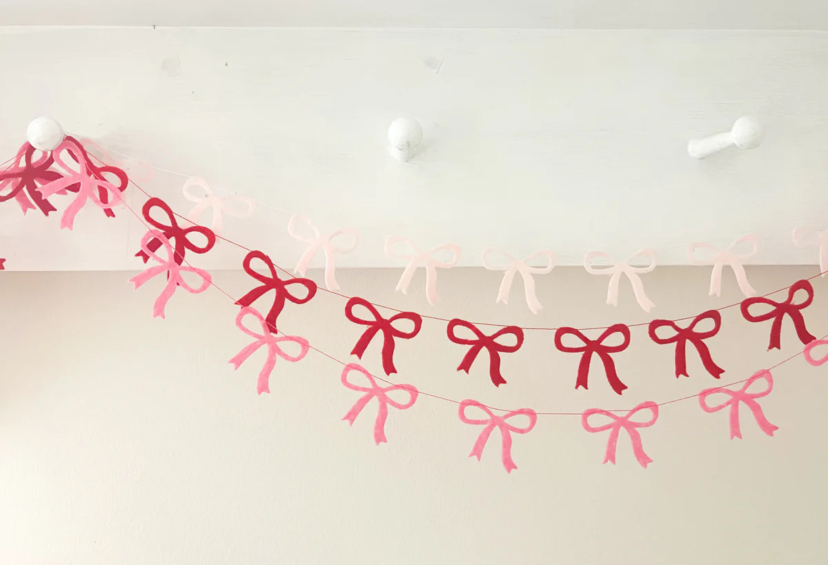 Mini Felt Bow Garland - 3 Color Options | Pearl & Jane