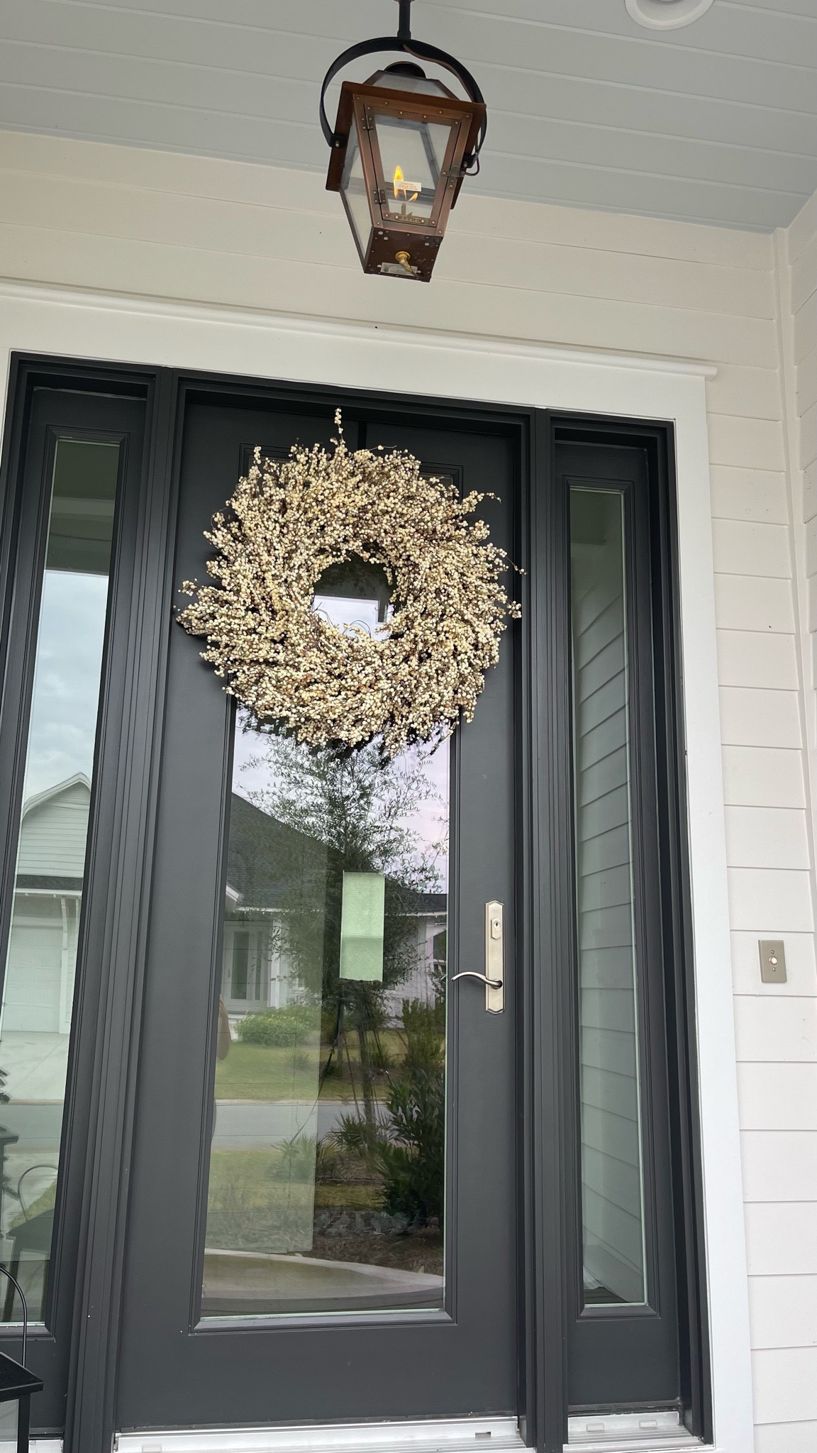 Faux door wreath 

#LTKGiftGuide #LTKHoliday #LTKhome