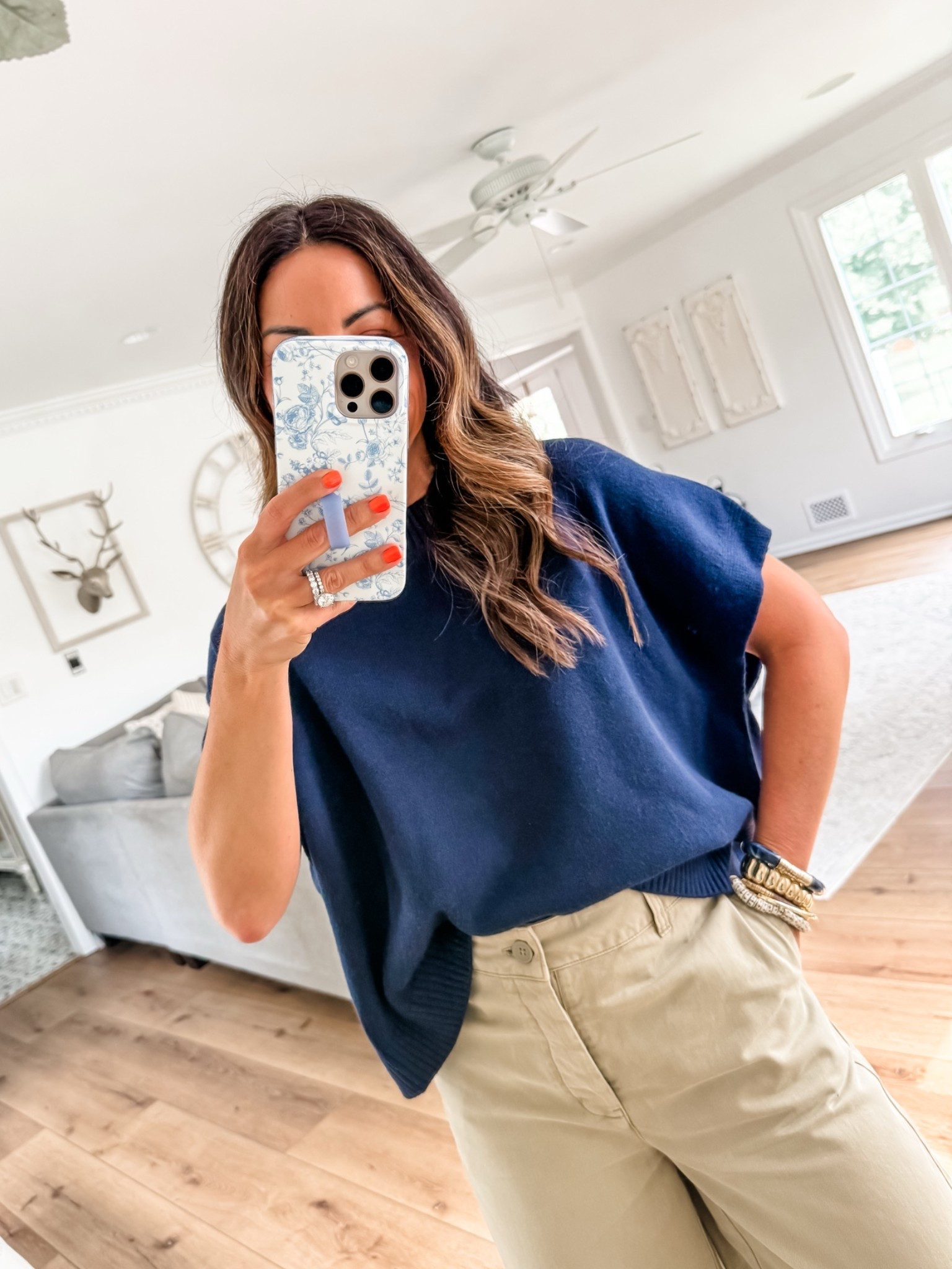 Small short sleeve navy blue sweater

#LTKOver40 #LTKWorkwear
