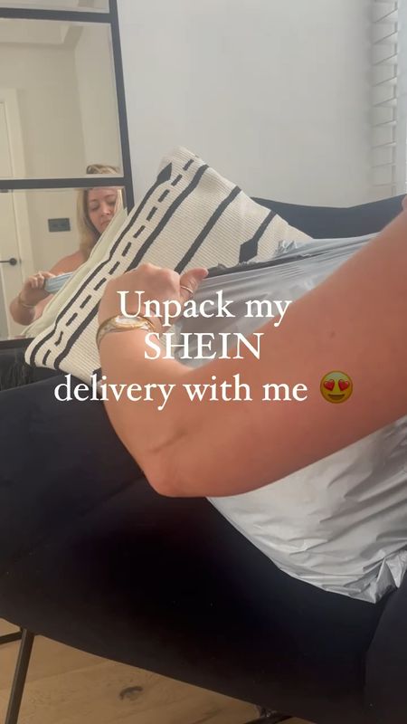 Unpack my @shein delivery with me 

#LTKover40 #LTKsalealert #LTKmidsize